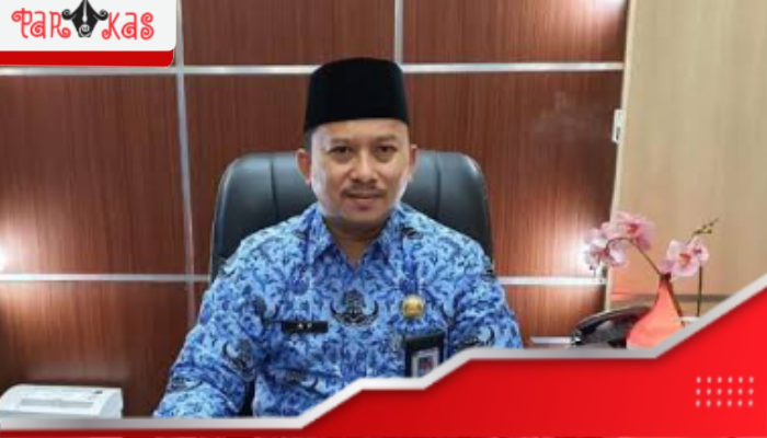 POTRET: Kepala Bappeda Kab. Sumenep, Arif Firmanto saat berada di ruang kerjanya. (Dok. Istimewa)